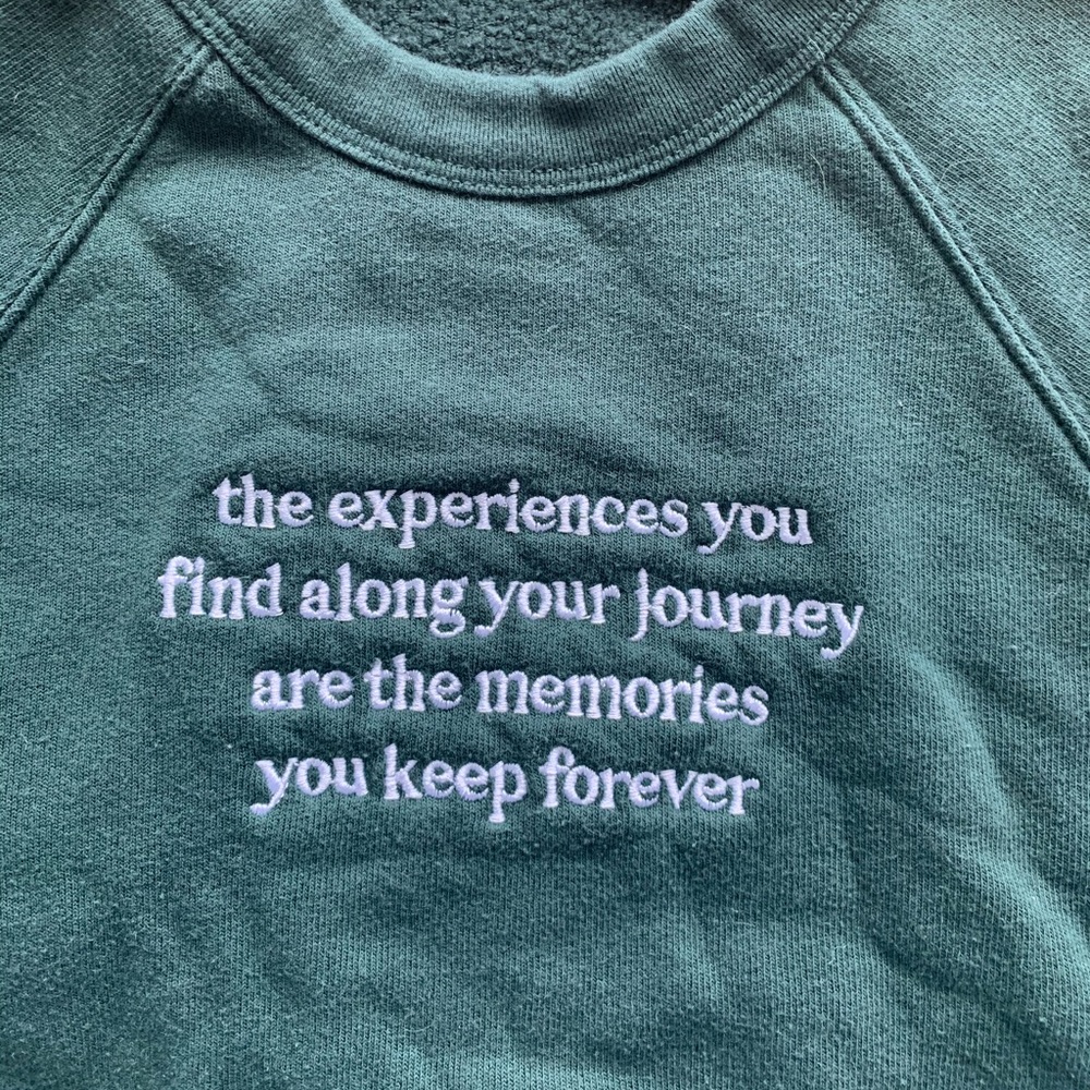 Wondery Sweatshirt size xs